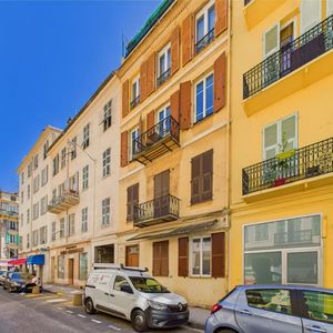 Property in Carre d'Argent