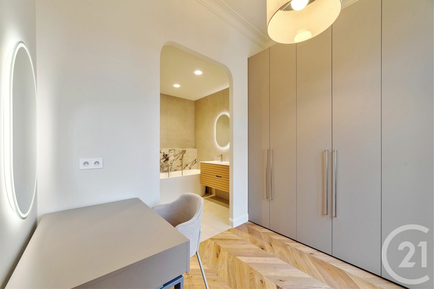 Property photo in Carre d'Argent