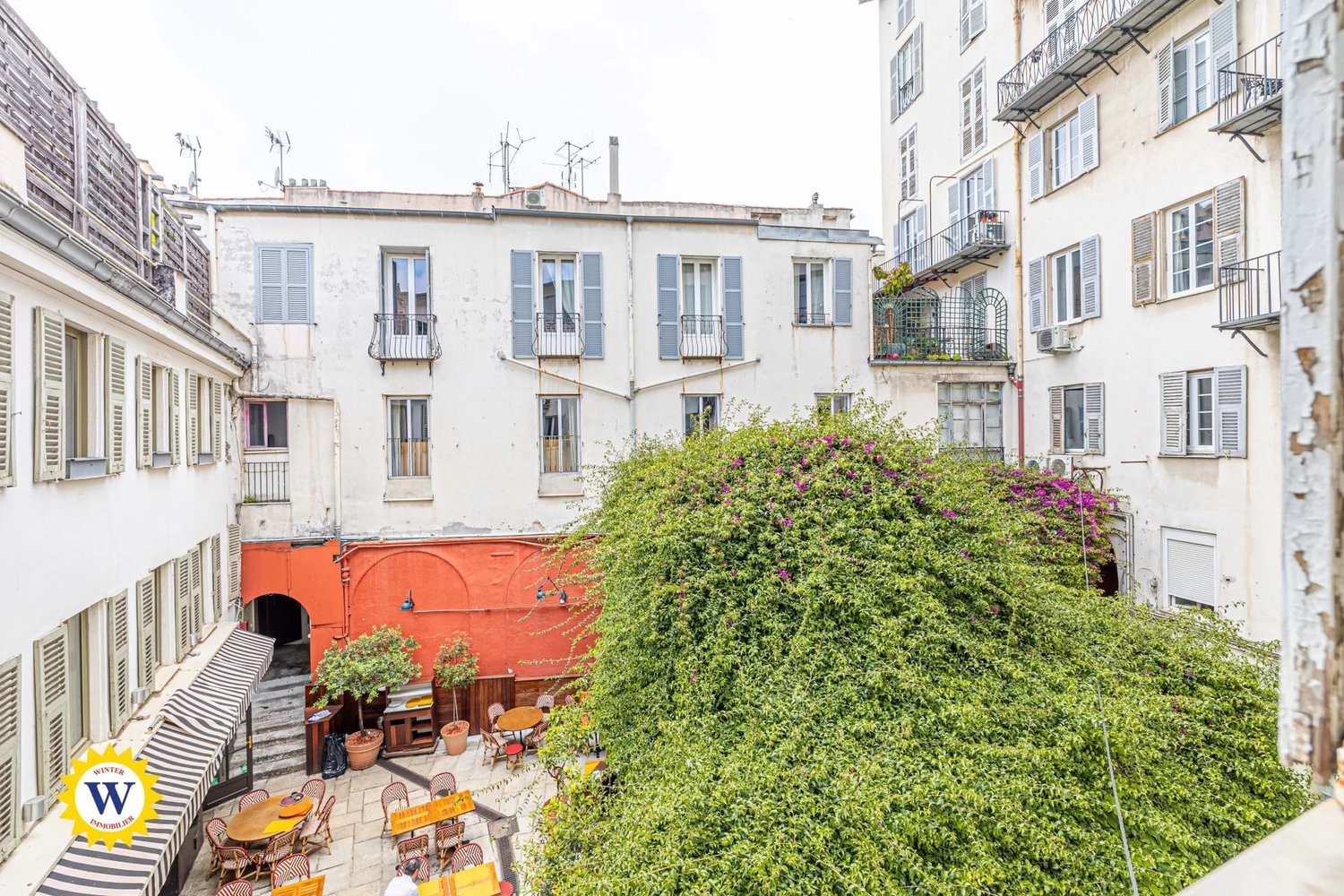 Property photo in Carre d'Argent