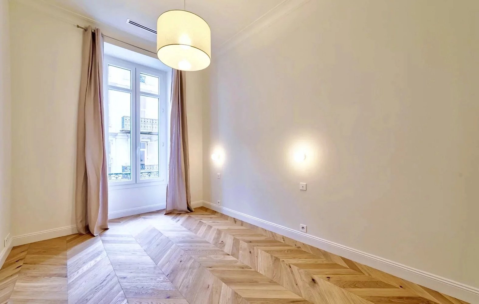 Property photo in Carre d'Argent