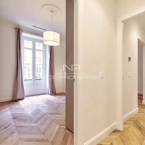 Property in Carre d'Argent