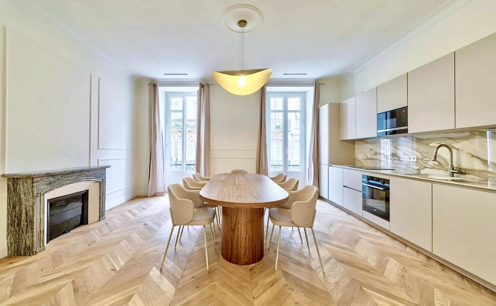 Property photo in Carre d'Argent