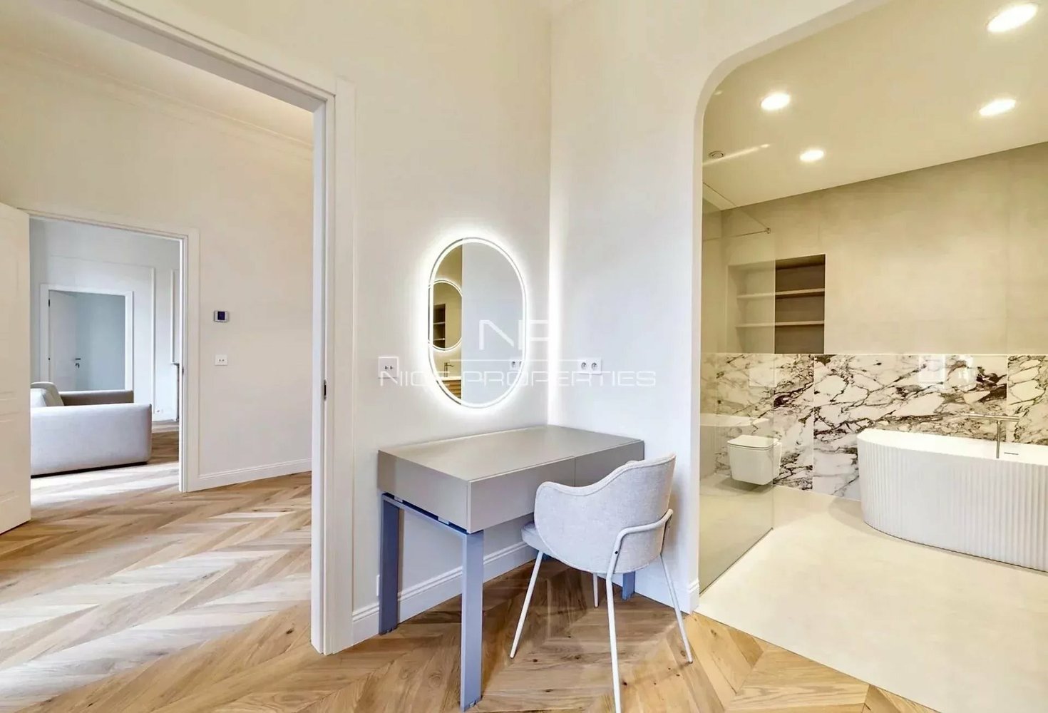 Property photo in Carre d'Argent