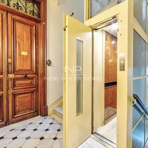 Property in Carre d'Argent