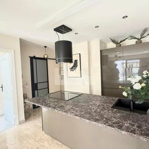 Property in Carre d'Argent