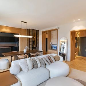 Property in Carre d'Argent