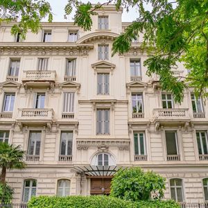 Property in Carre d'Argent