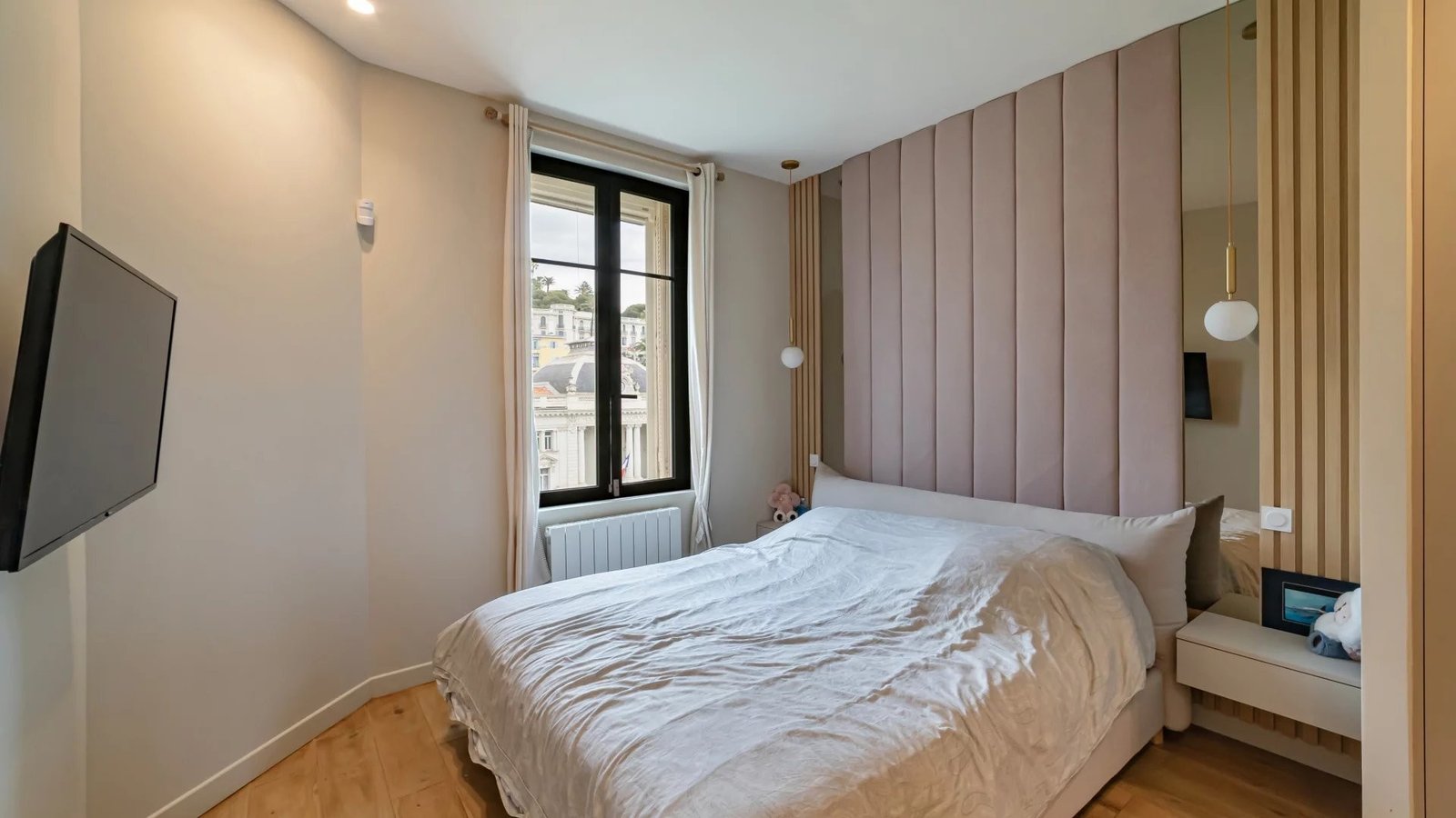 Property photo in Carre d'Argent