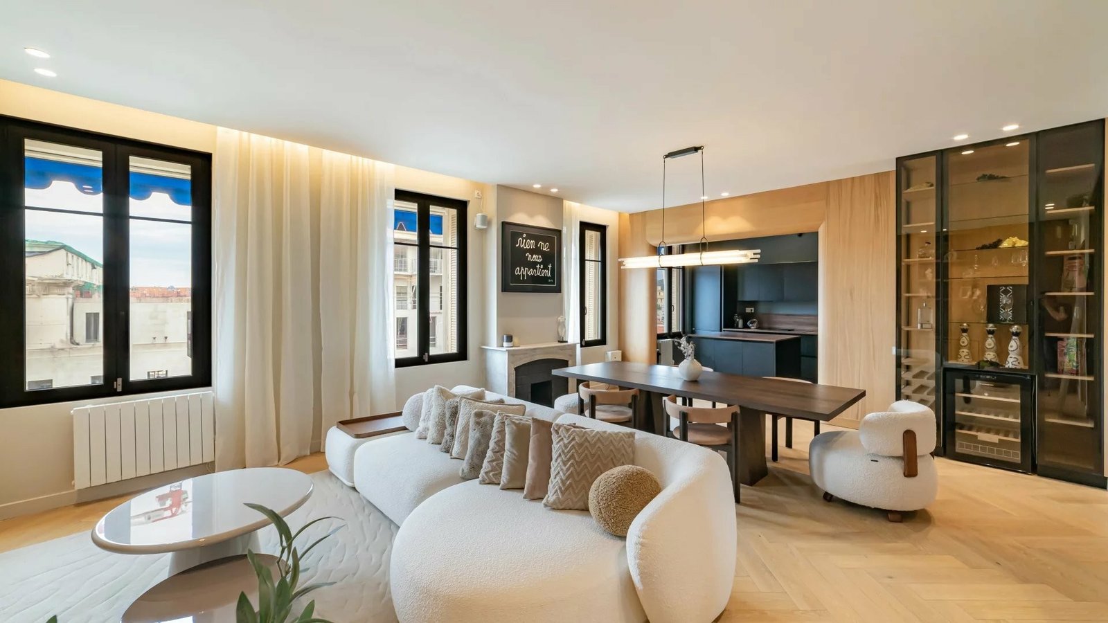 Property photo in Carre d'Argent