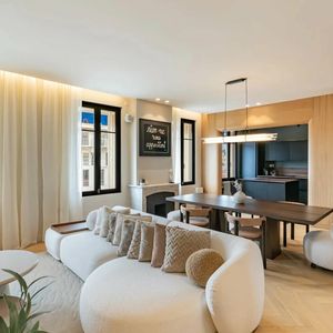 Property in Carre d'Argent