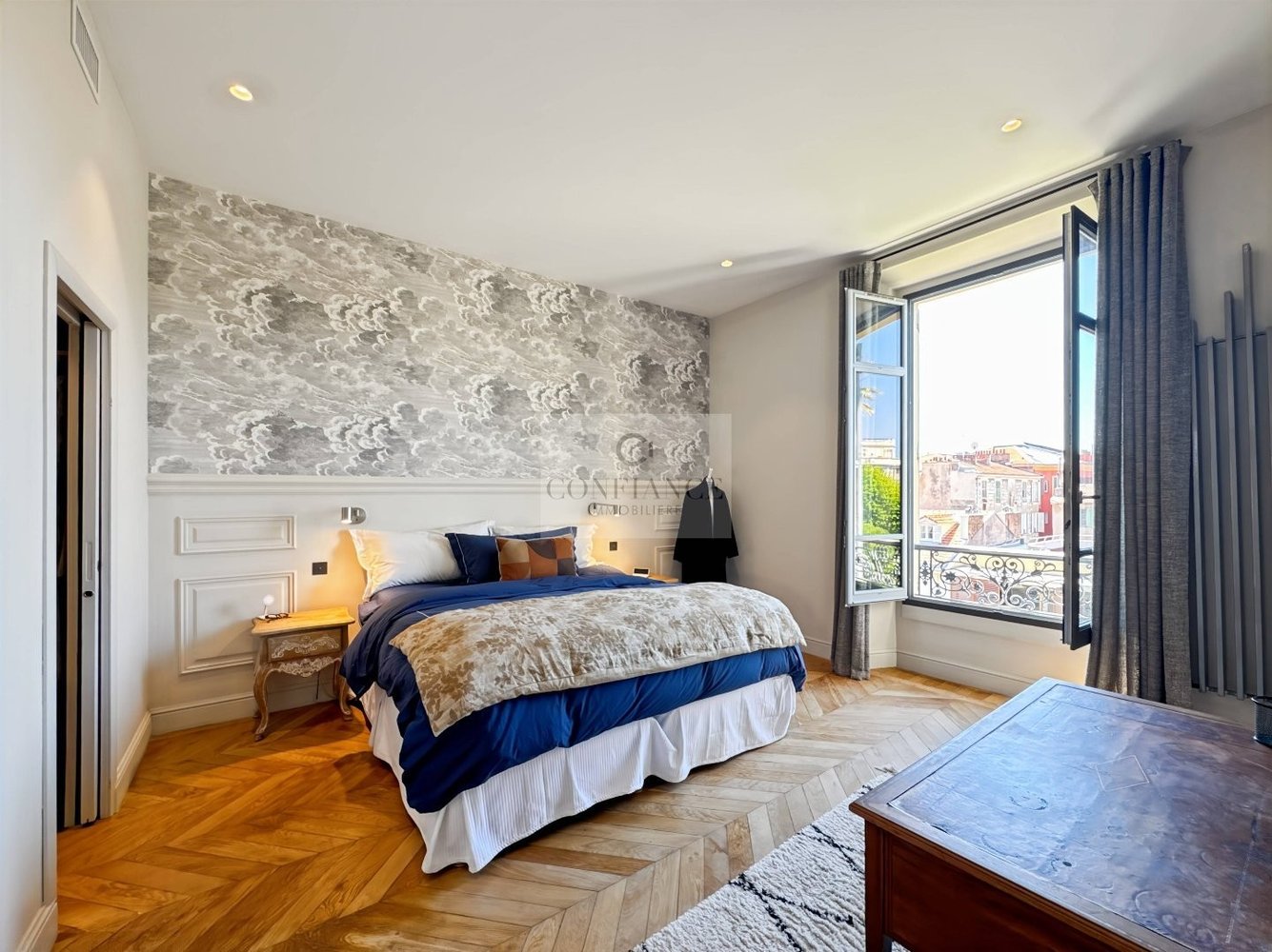 Property photo in Carre d'Argent