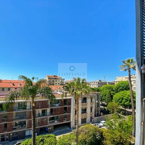 Property in Carre d'Argent