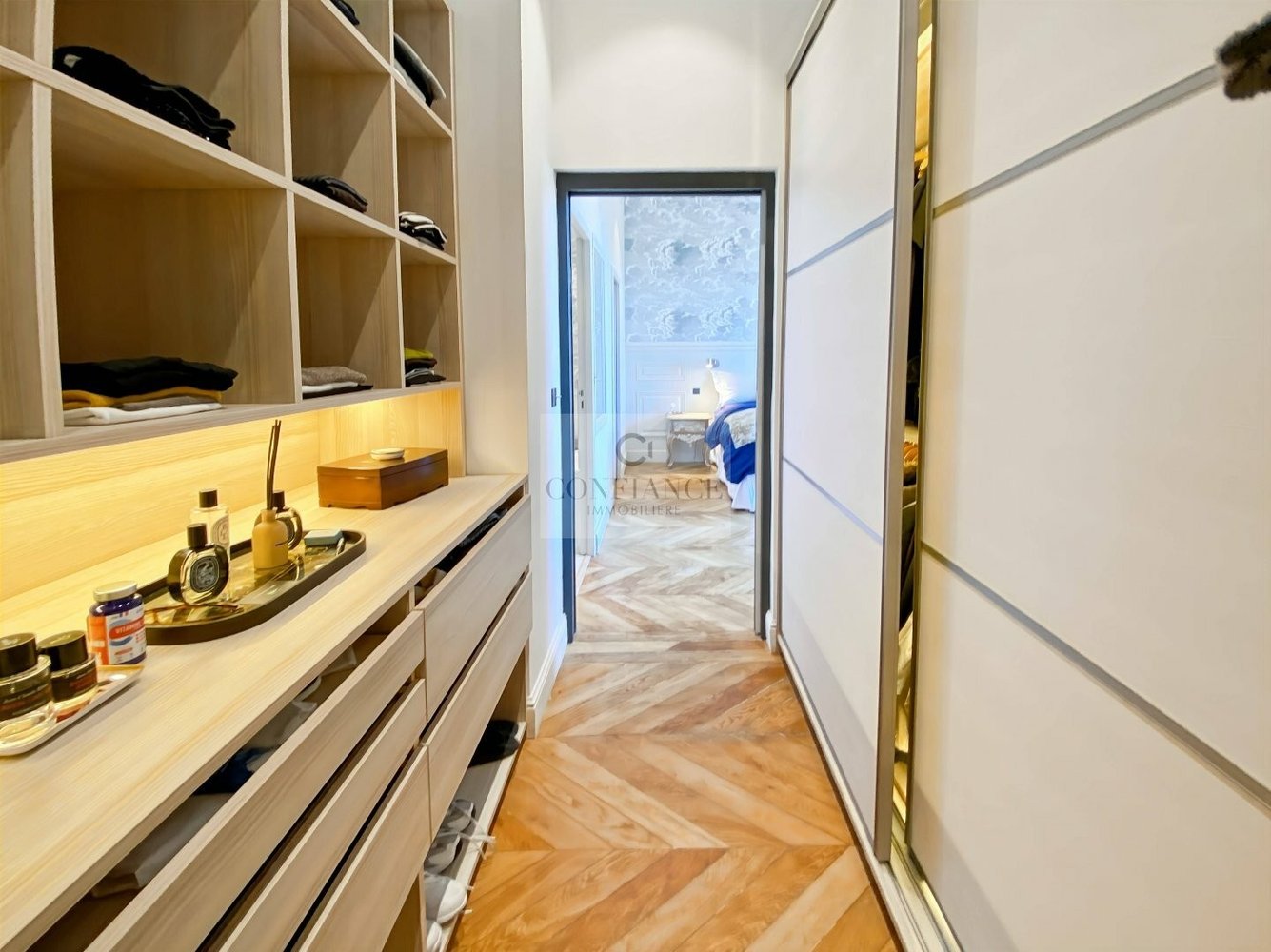 Property photo in Carre d'Argent