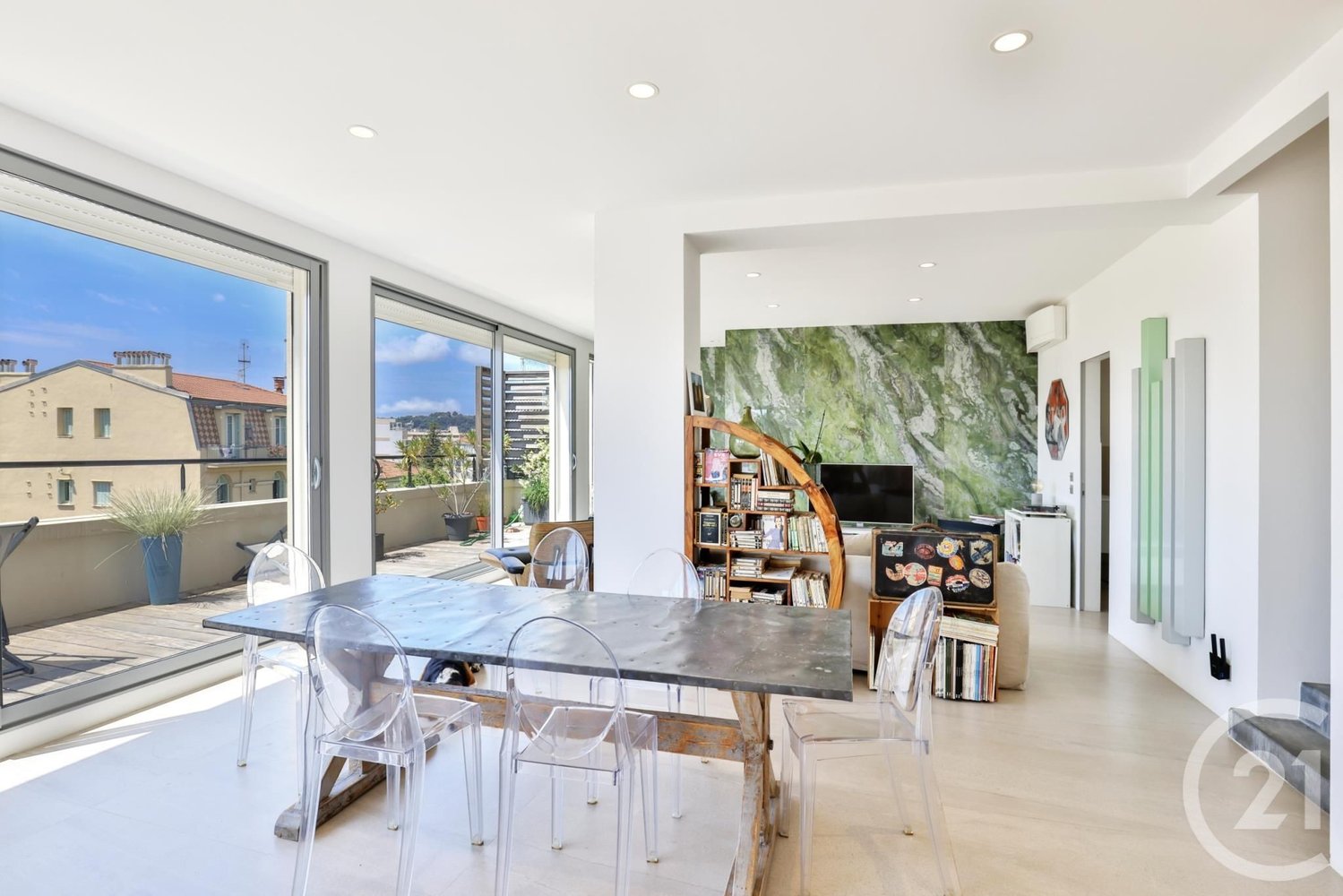 Property photo in Carre d'Argent