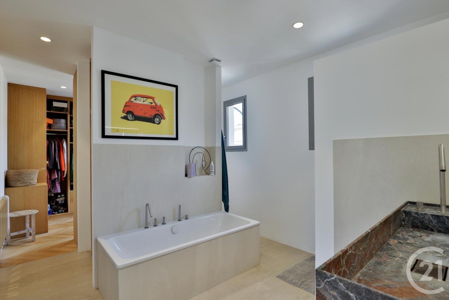 Property photo in Carre d'Argent