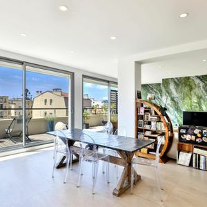 Property in Carre d'Argent