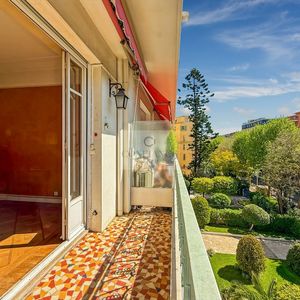 Property in Carre d'Argent