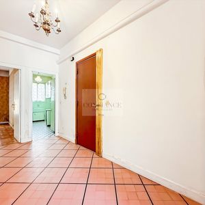 Property in Carre d'Argent