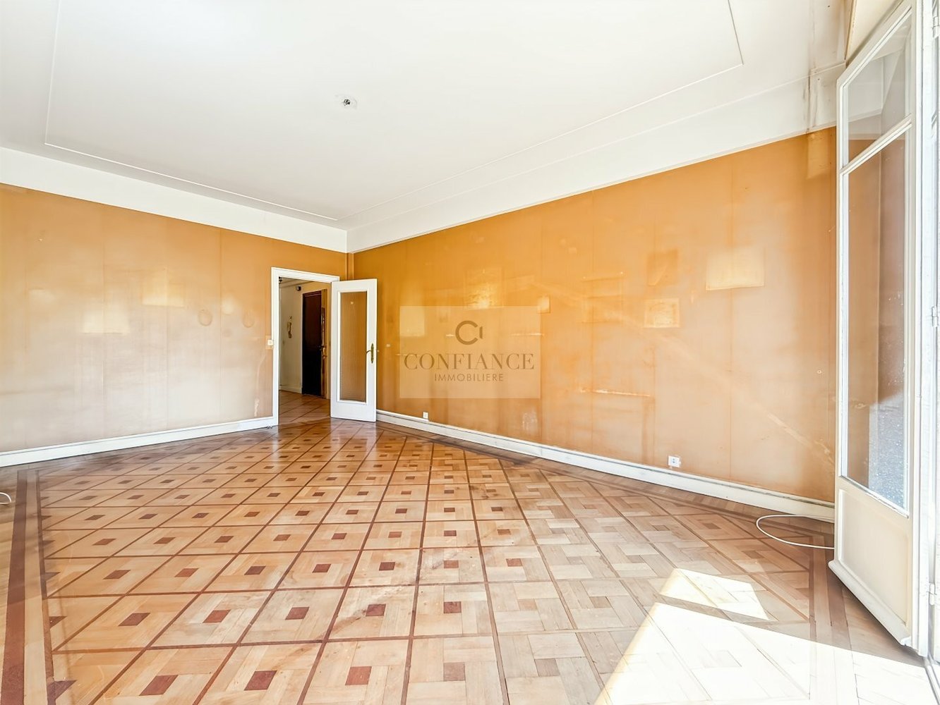 Property photo in Carre d'Argent