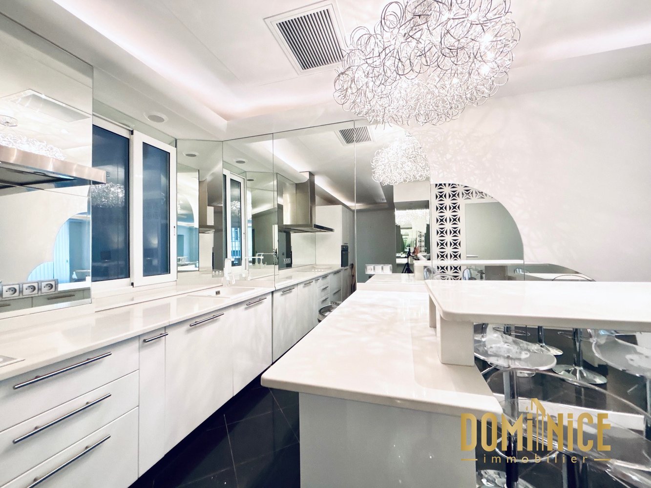 Property photo in Carre d'Argent