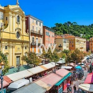 Property in Carre d'Argent