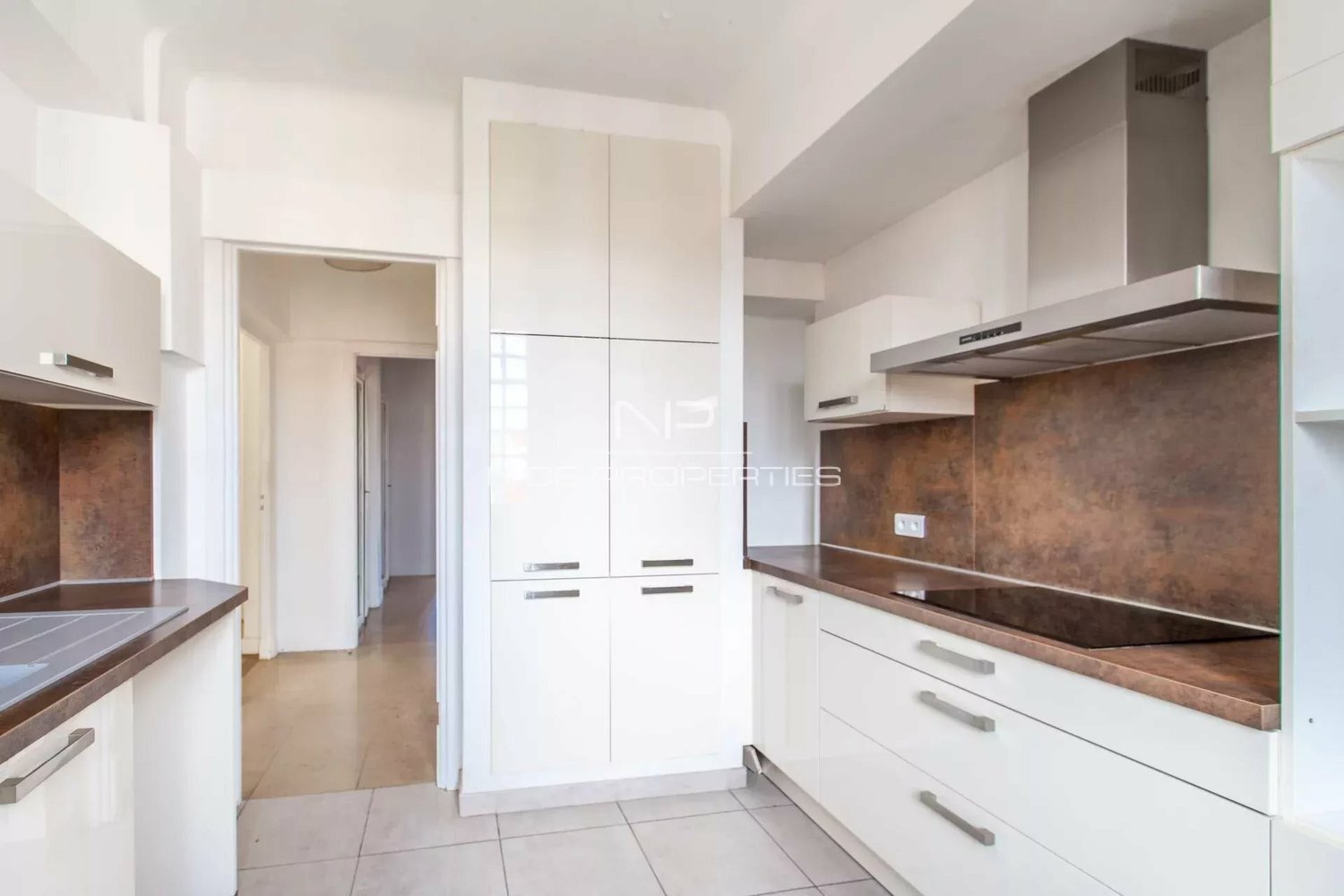 Property photo in Carre d'Argent