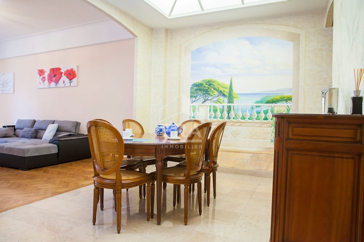 Property photo in Carre d'Or