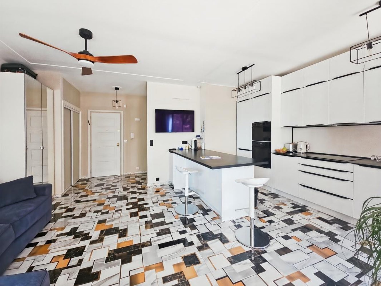 Property photo in Carre d'Or