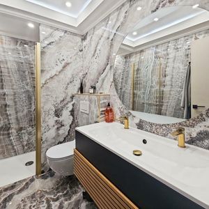 Property in Carre d'Or