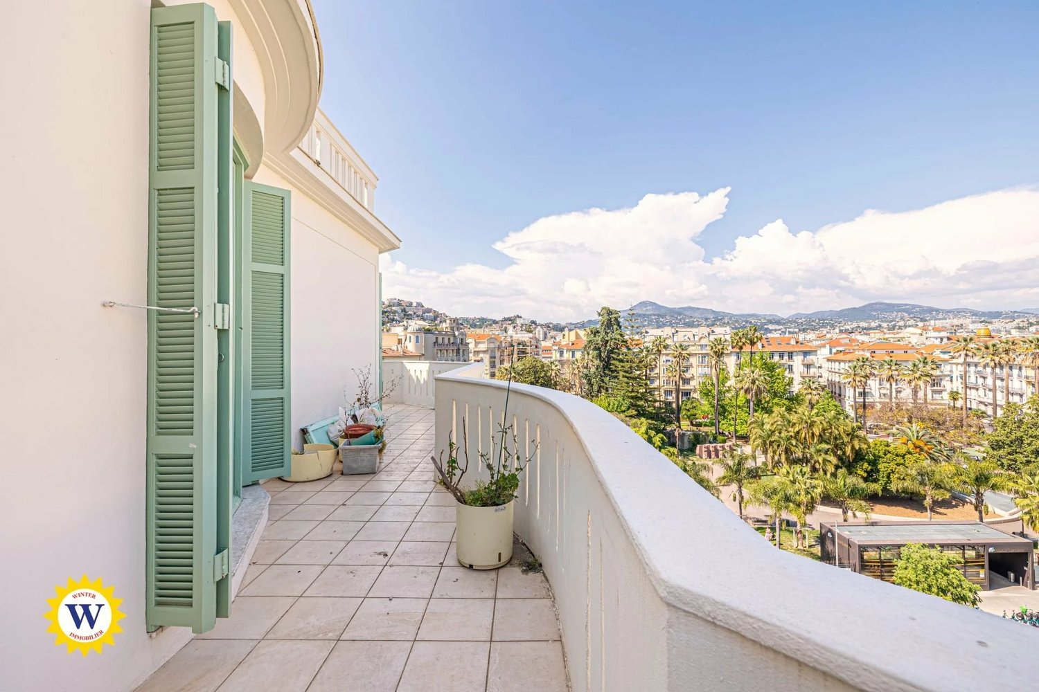 Property photo in Carre d'Or