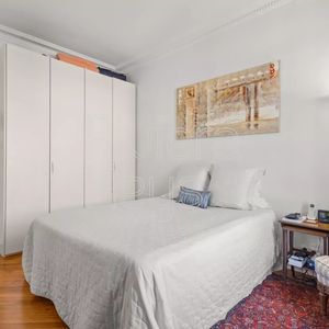 Property in Carre d'Or