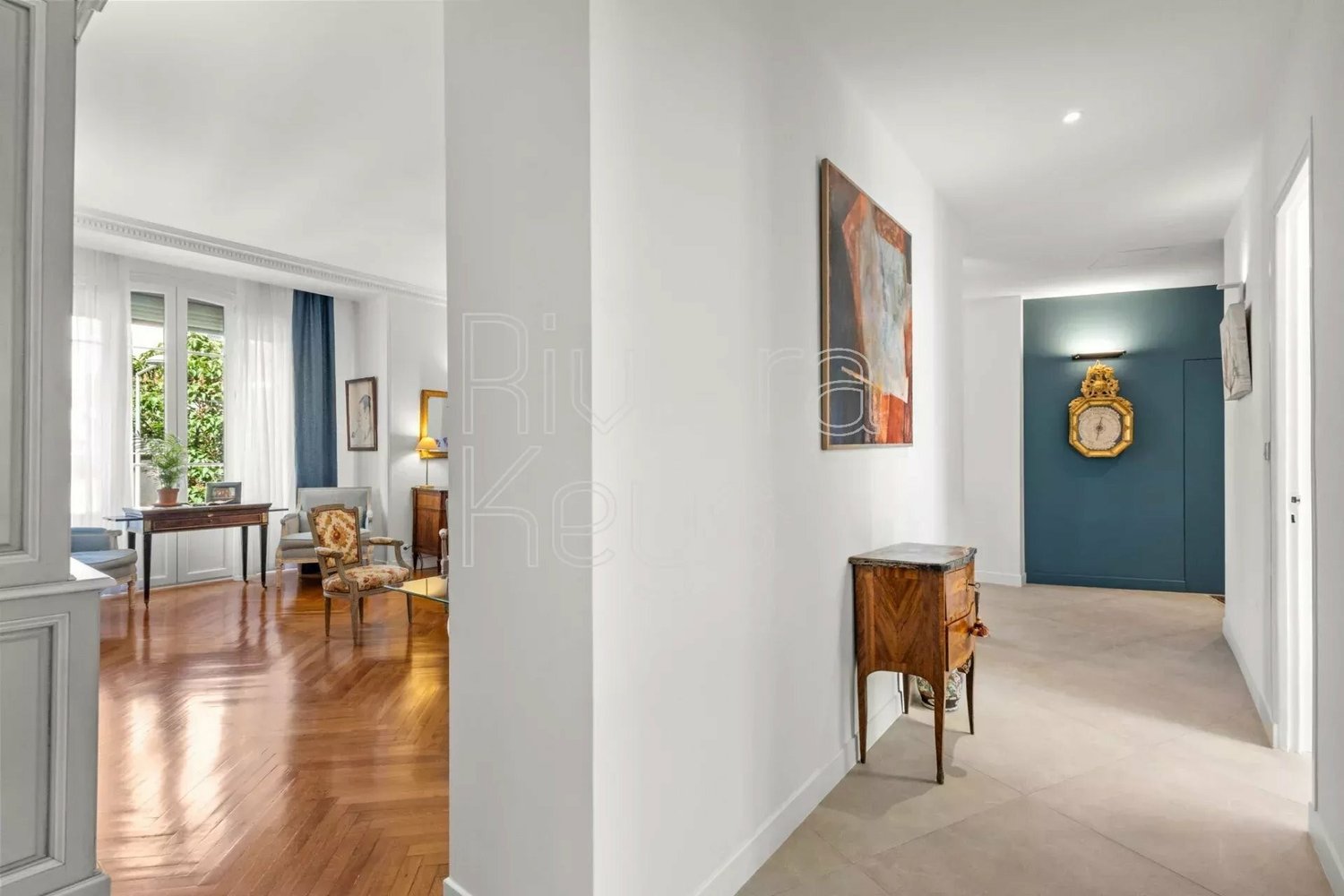 Property photo in Carre d'Or