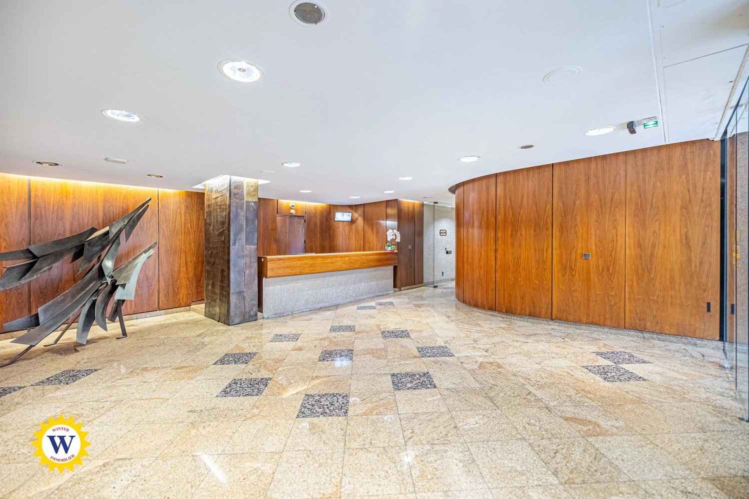 Property photo in Carre d'Or