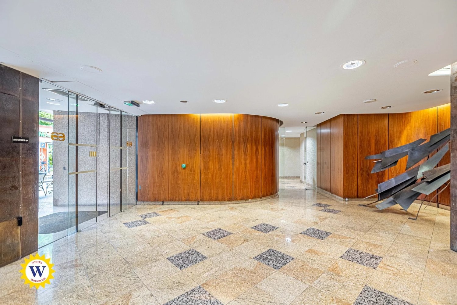 Property photo in Carre d'Or