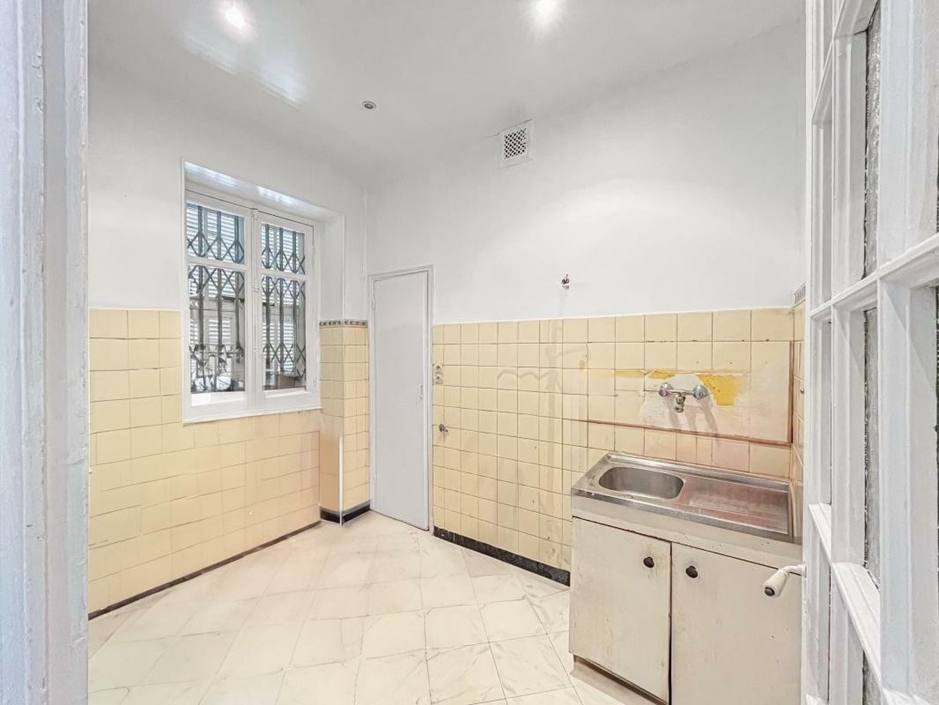 Property photo in Carre d'Or