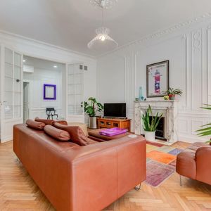 Property in Carre d'Or