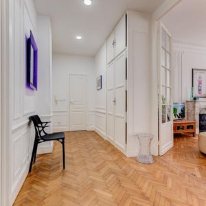 Property in Carre d'Or