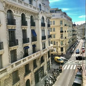 Property in Carre d'Or