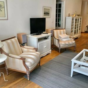 Property in Carre d'Or