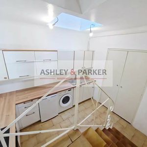 Property in Carre d'Or