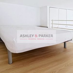 Property in Carre d'Or