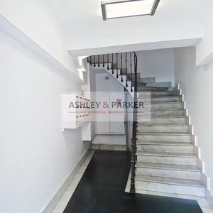 Property in Carre d'Or