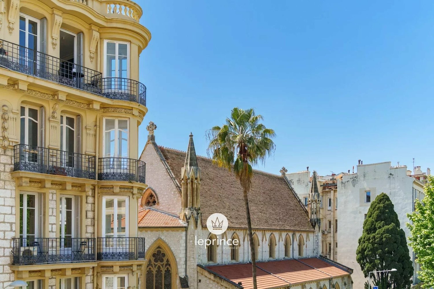 Property photo in Carre d'Or