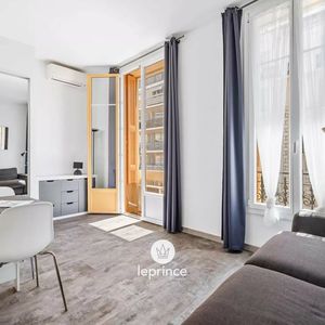 Property in Carre d'Or