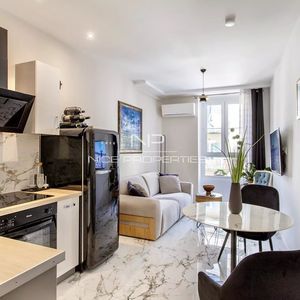 Property in Carre d'Or