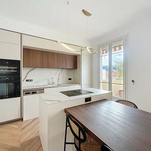 Property in Carre d'Or