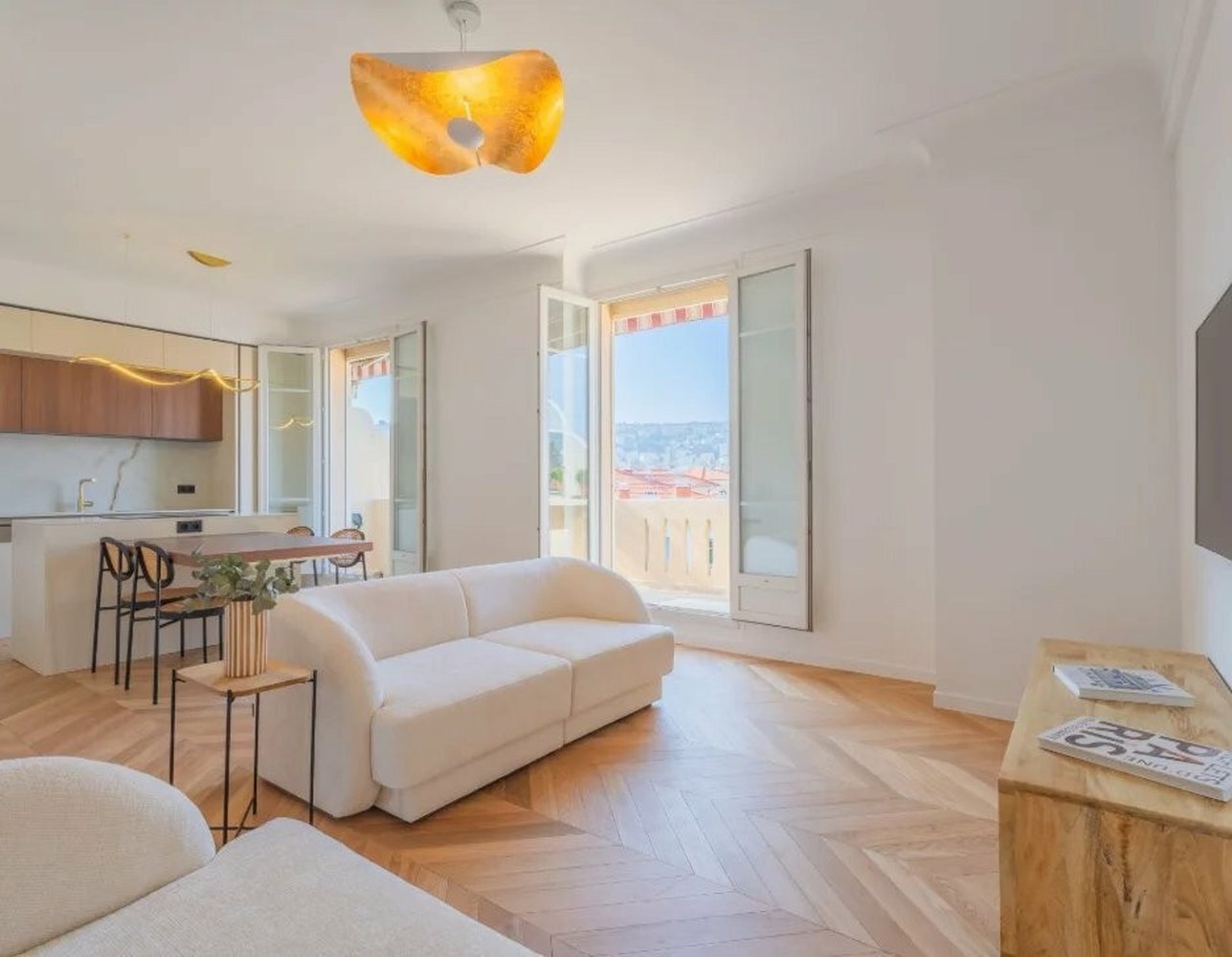 Property photo in Carre d'Or