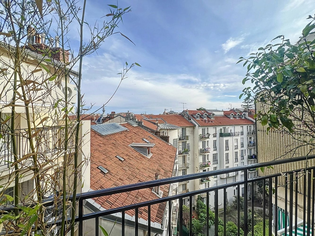 Property photo in Carre d'Or