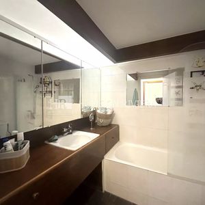 Property in Carre d'Or