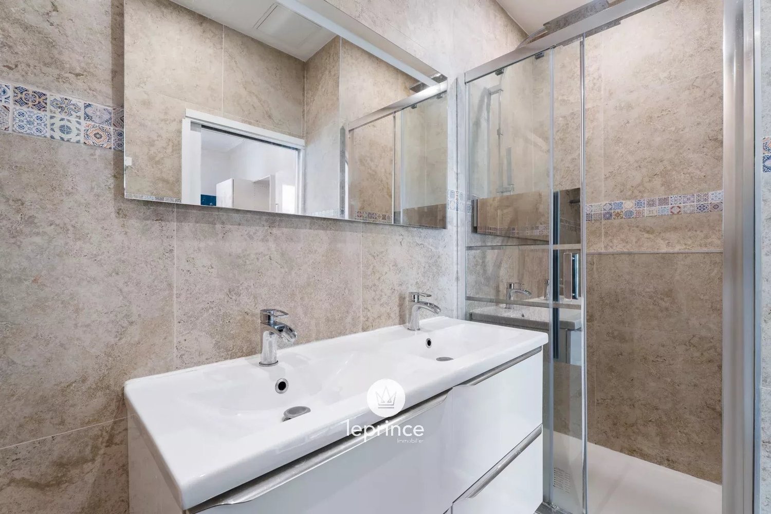 Property photo in Carre d'Or